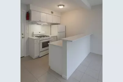 9745 Long Point Road #53, Houston, TX 77055 - Photo 3