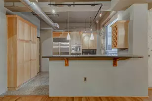 711 Main St, Houston, TX 77002 - Photo 23