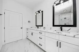 8023 Brandon St, Houston, TX 77051 - Photo 5