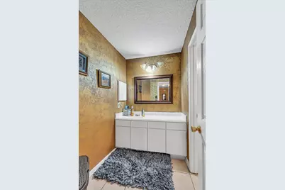 2215 Hadden Hollow Drive, Houston, TX 77067 - Photo 31