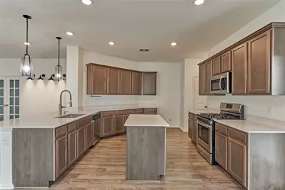 211 Garnett Street, Magnolia, TX 77354 - Photo 17