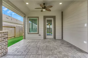 211 Garnett St, Magnolia, TX 77354 - Photo 37
