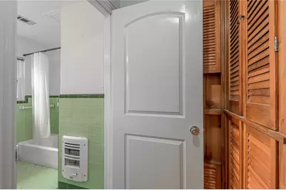 2026 Avenue Q, Huntsville, TX 77340 - Photo 31