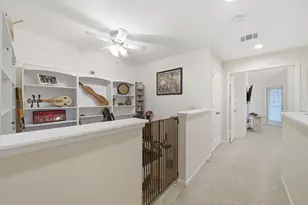 74 E Lakeridge Dr, The Woodlands, TX 77381 - Photo 25