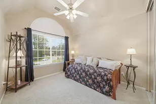 74 E Lakeridge Dr, The Woodlands, TX 77381 - Photo 21