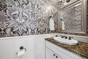 601 E 21st St, Houston, TX 77008 - Photo 15