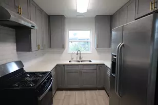5738 Newquay St, Houston, TX 77085 - Photo 7