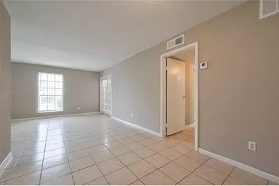 9090 S Braeswood Boulevard #43, Houston, TX 77074 - Photo 11