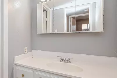 9090 S Braeswood Boulevard #43, Houston, TX 77074 - Photo 31