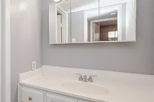 9090 S Braeswood Blvd, Houston, TX 77074 - Photo 31
