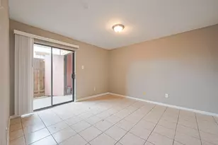 9090 S Braeswood Blvd, Houston, TX 77074 - Photo 25