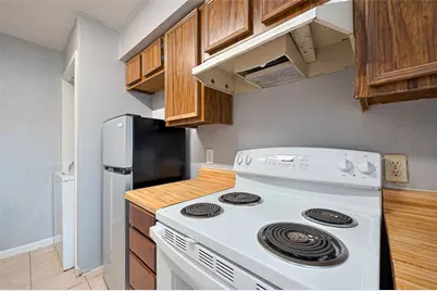 9090 S Braeswood Boulevard #43, Houston, TX 77074 - Photo 15