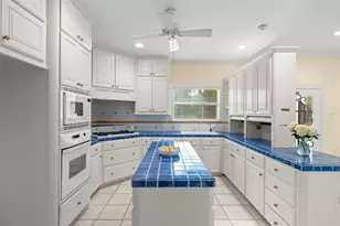 1304 Wilshire Ct, College Station, TX 77845 - Photo 13