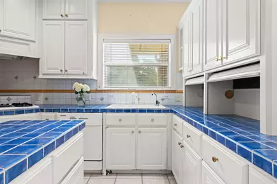 1304 Wilshire Court, College Station, TX 77845 - Photo 15