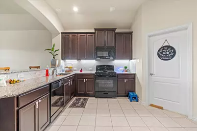 7911 Wood Hollow Drive, Baytown, TX 77523 - Photo 5