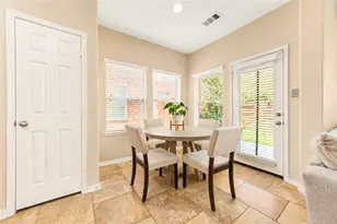 6315 Linfield Bluff Ln, Katy, TX 77494 - Photo 9