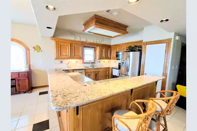 111 Kona Drive, Tiki Island, TX 77554 - Photo 11