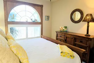 111 Kona Dr, Tiki Island, TX 77554 - Photo 27