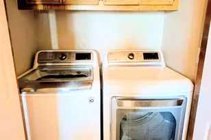 111 Kona Dr, Tiki Island, TX 77554 - Photo 29