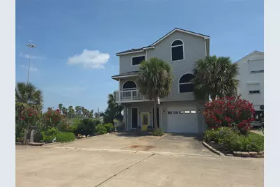 111 Kona Drive, Tiki Island, TX 77554 - Photo 1