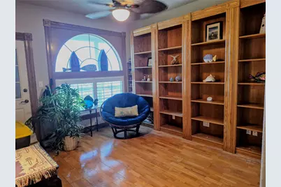 111 Kona Drive, Tiki Island, TX 77554 - Photo 23