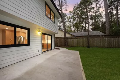 203 S Pathfinders Circle, The Woodlands, TX 77381 - Photo 5