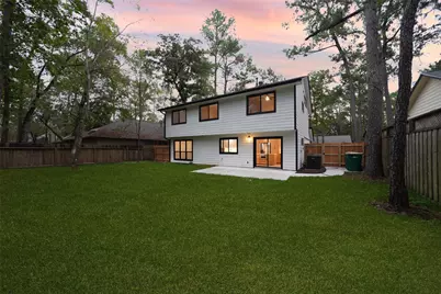 203 S Pathfinders Circle, The Woodlands, TX 77381 - Photo 7