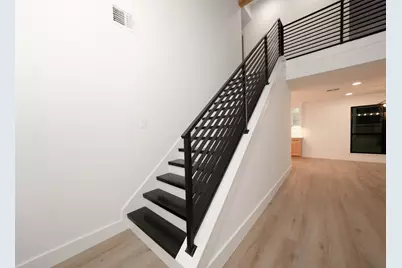 203 S Pathfinders Circle, The Woodlands, TX 77381 - Photo 29