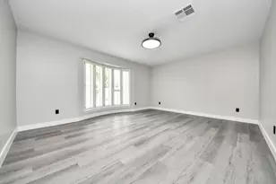 7822 Maple Tree Dr, Houston, TX 77088 - Photo 25