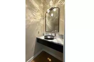 1533 Nevada St, Houston, TX 77006 - Photo 5