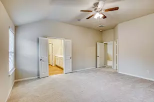 8212 Sunberry Shadow Dr, Houston, TX 77016 - Photo 11