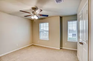 8212 Sunberry Shadow Dr, Houston, TX 77016 - Photo 13