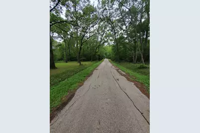 246 Countyroad 3990, Cleveland, TX 77328 - Photo 3