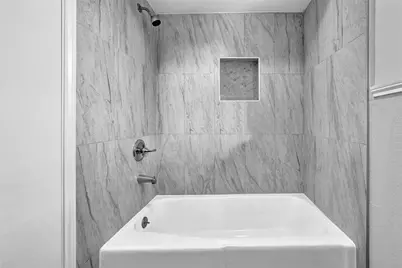 5339 Dana Leigh Drive, Houston, TX 77066 - Photo 15