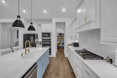 633 North Rivus Overlook Drive, Willis, TX 77318 - Photo 5