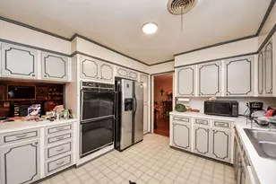 2213 Mockingbird St, Baytown, TX 77520 - Photo 21