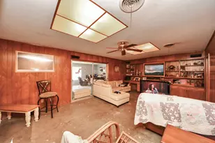 2213 Mockingbird St, Baytown, TX 77520 - Photo 11