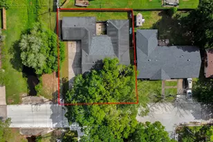 2213 Mockingbird St, Baytown, TX 77520 - Photo 39