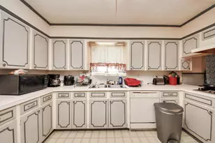 2213 Mockingbird St, Baytown, TX 77520 - Photo 19