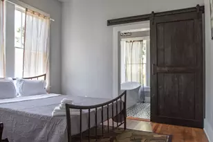 1911 34th St, Galveston, TX 77550 - Photo 5