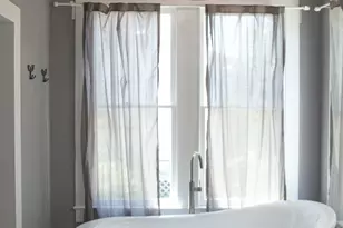 1911 34th St, Galveston, TX 77550 - Photo 9