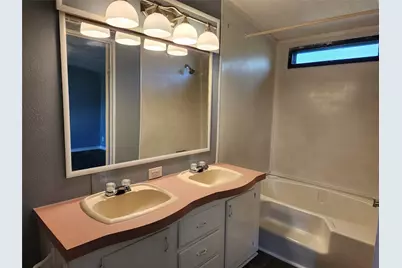 17118 Choctaw Street, Baytown, TX 77523 - Photo 9