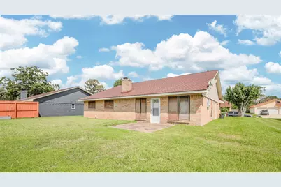 103 Sunflower Street, Lake Jackson, TX 77566 - Photo 33