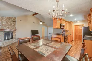 103 Sunflower St, Lake Jackson, TX 77566 - Photo 13