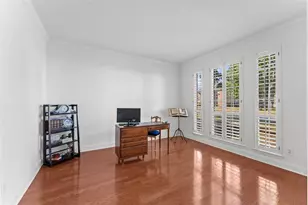 2922 Travick Ln, Houston, TX 77073 - Photo 9