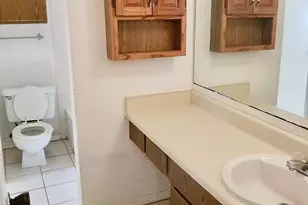 2750 Holly Hall St, Houston, TX 77054 - Photo 9