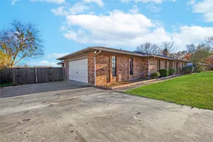 106 Willow Lake Ln, Crandall, TX 75114 - Photo 3