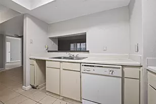 2814 S Bartell Dr, Houston, TX 77054 - Photo 15