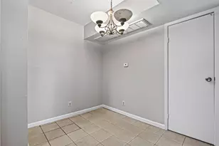 2814 S Bartell Dr, Houston, TX 77054 - Photo 5