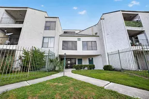 2814 S Bartell Dr, Houston, TX 77054 - Photo 1
